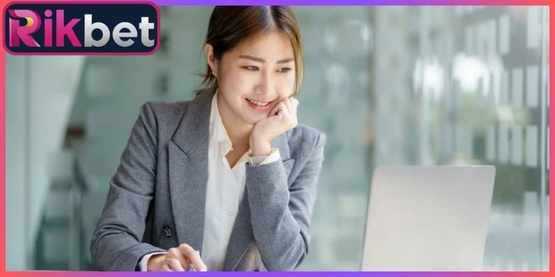 Tác Giả Caitlyn Lee - Chuyên Gia Chiến Lược Tại Rikbet 1 Hành trình phát triển sự nghiệp của tác giả Caitlyn Lee